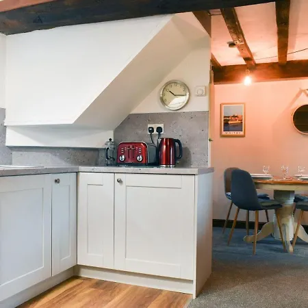 Rose 2 Holiday home *